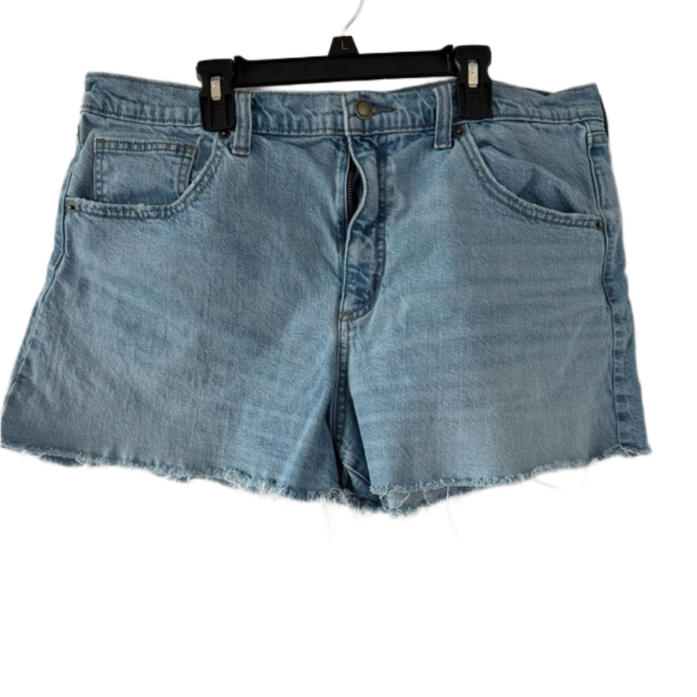 Universal Therad Jean Shorts